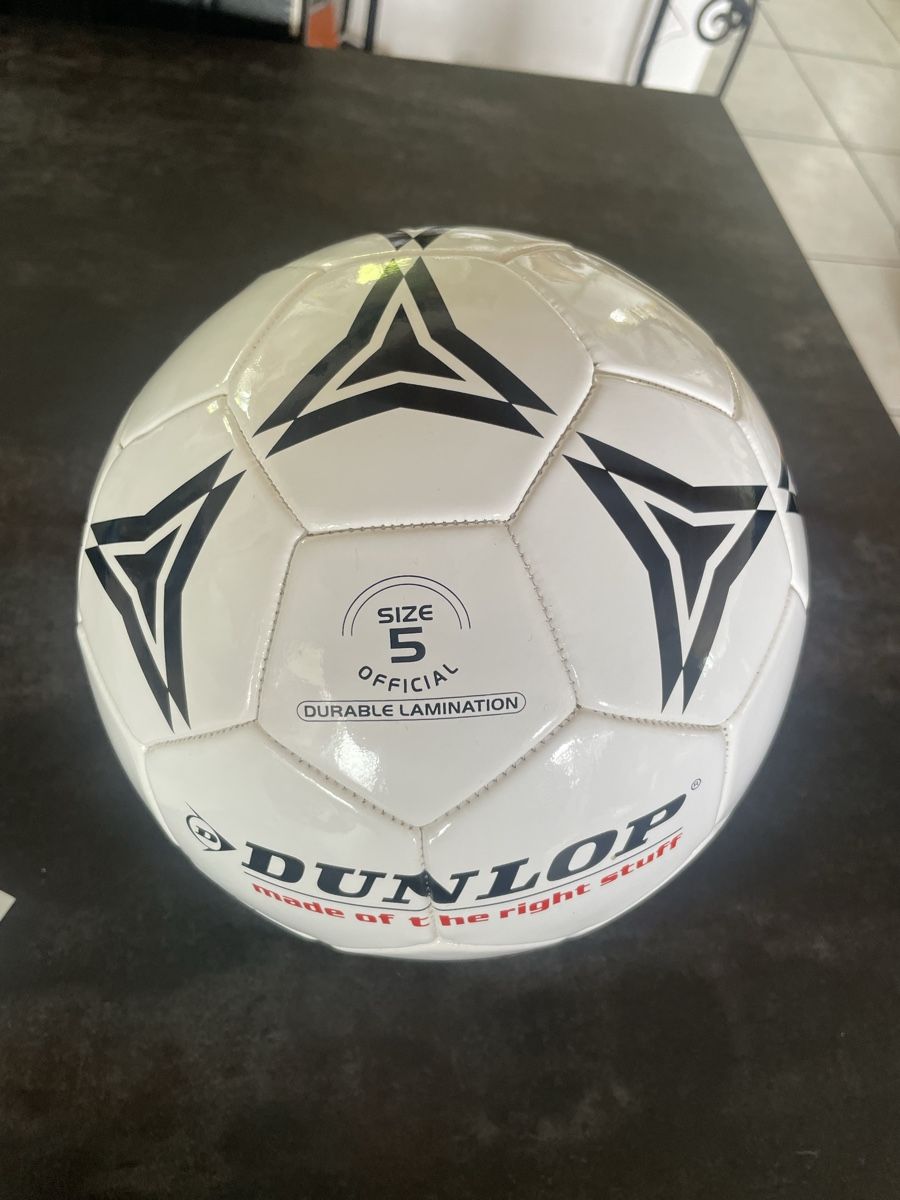 Palloni: Ballon de Foot Dunlop Taille 5 – Nuovo (secondo la descrizione) da Vallamand venduto da Bricbracbroc82 1