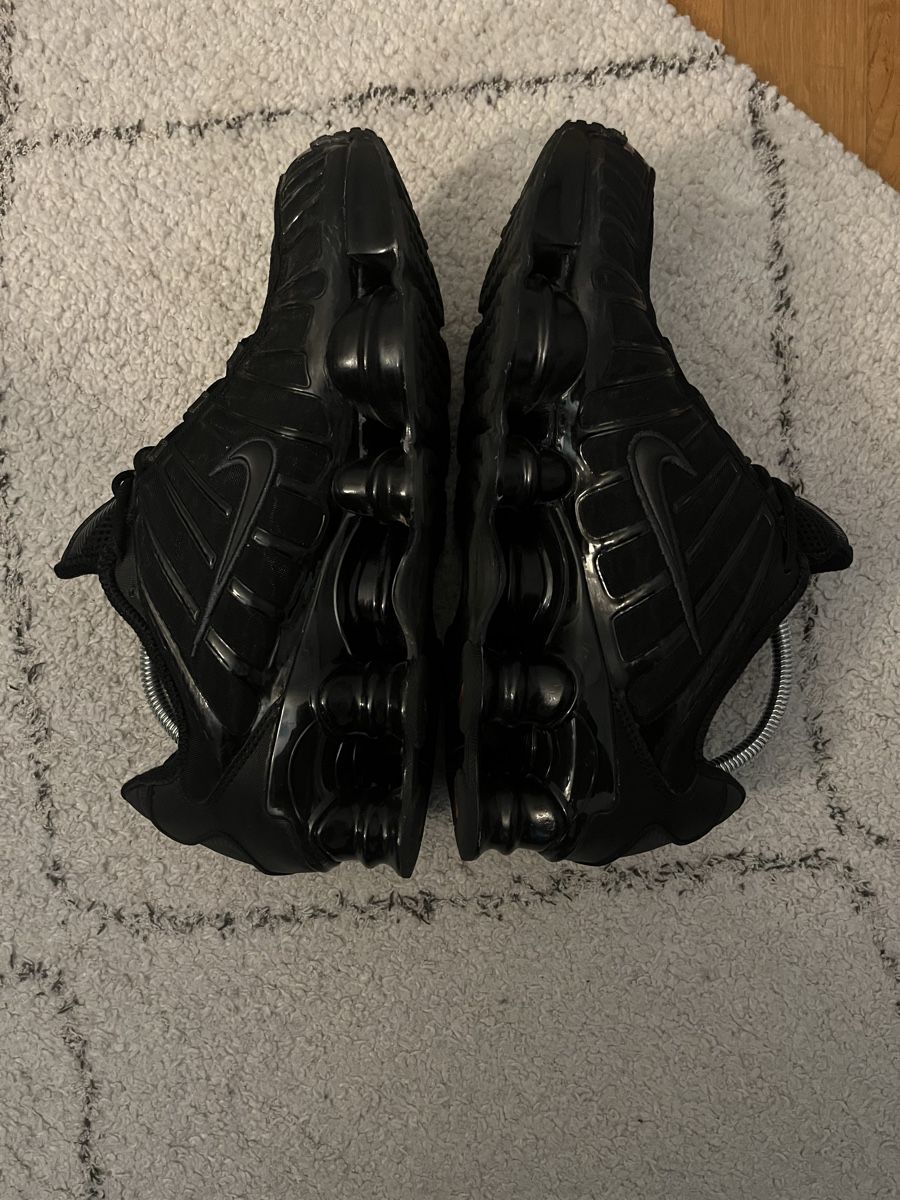 Nike Scarpe da uomo: Nike Shox TL All Black – Nuovo (secondo la descrizione) da Baden venduto da Car_lio09 4