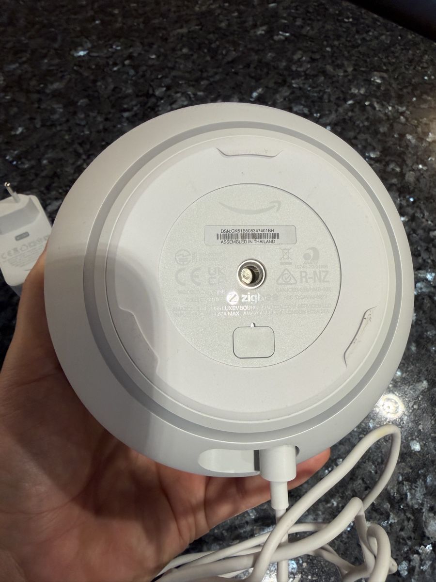 Amazon Casse acustiche: Amazon Echo Dot 4. Generation Lautsprecher in Weiss gebrauch – Nuovo (secondo la descrizione) da Kaiseraugst venduto da fearlessaces 1