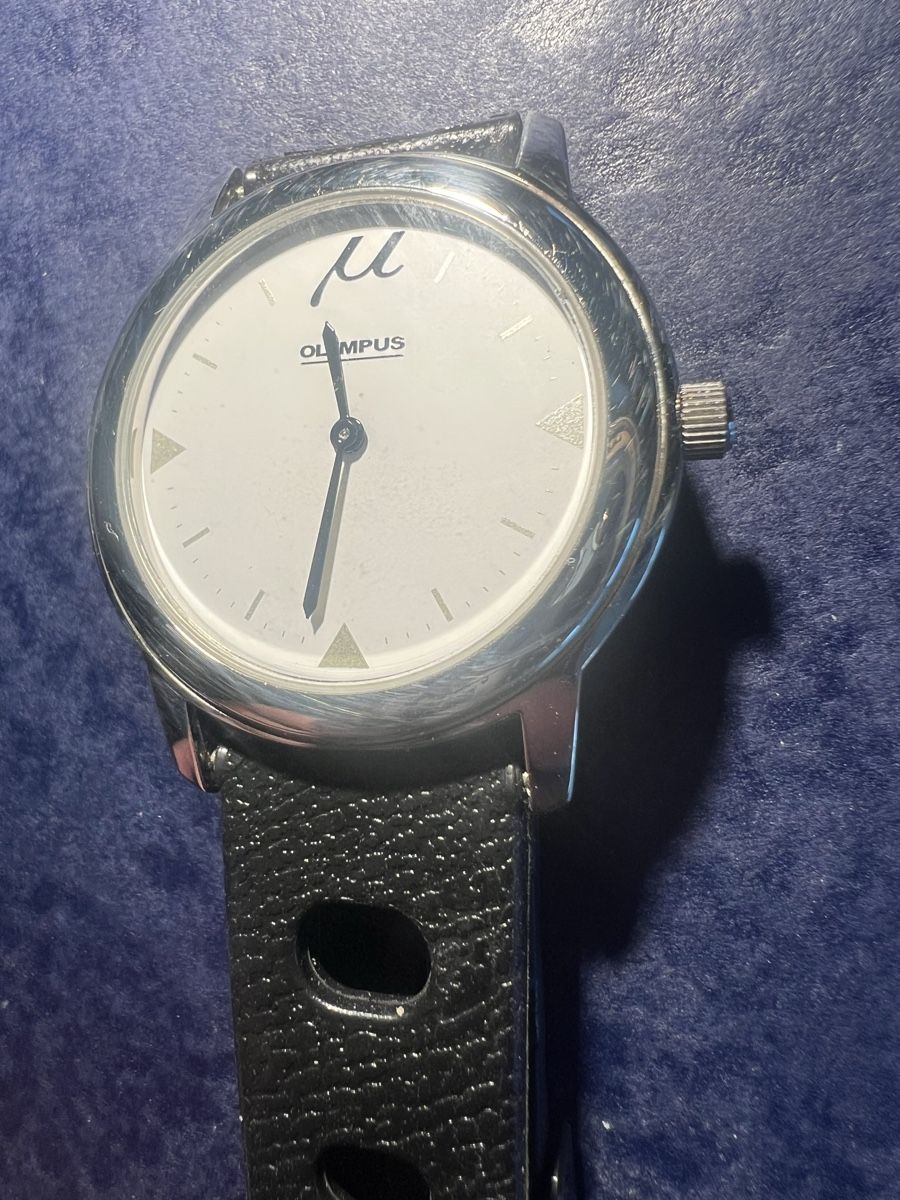 Olympus Orologi: Eine Olympus Uhr – Nuovo (secondo la descrizione) da Laufen venduto da groove60 5
