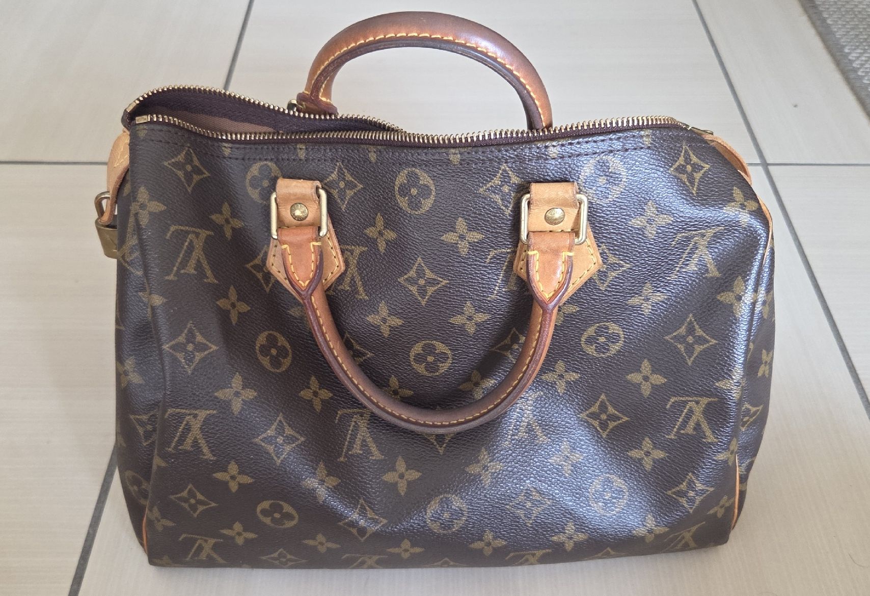 Louis Vuitton Taschen für Damen: SPEEDY 30 LOUIS VUITTON MONOGRAM – Gebraucht aus Ascona von principessacaroline