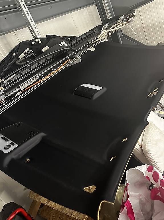 Tutti pezzi di ricambio auto: Dachhimmel M Paket Schwarz E91 Bmw – Usato da Bleienbach venduto da Rockstar33