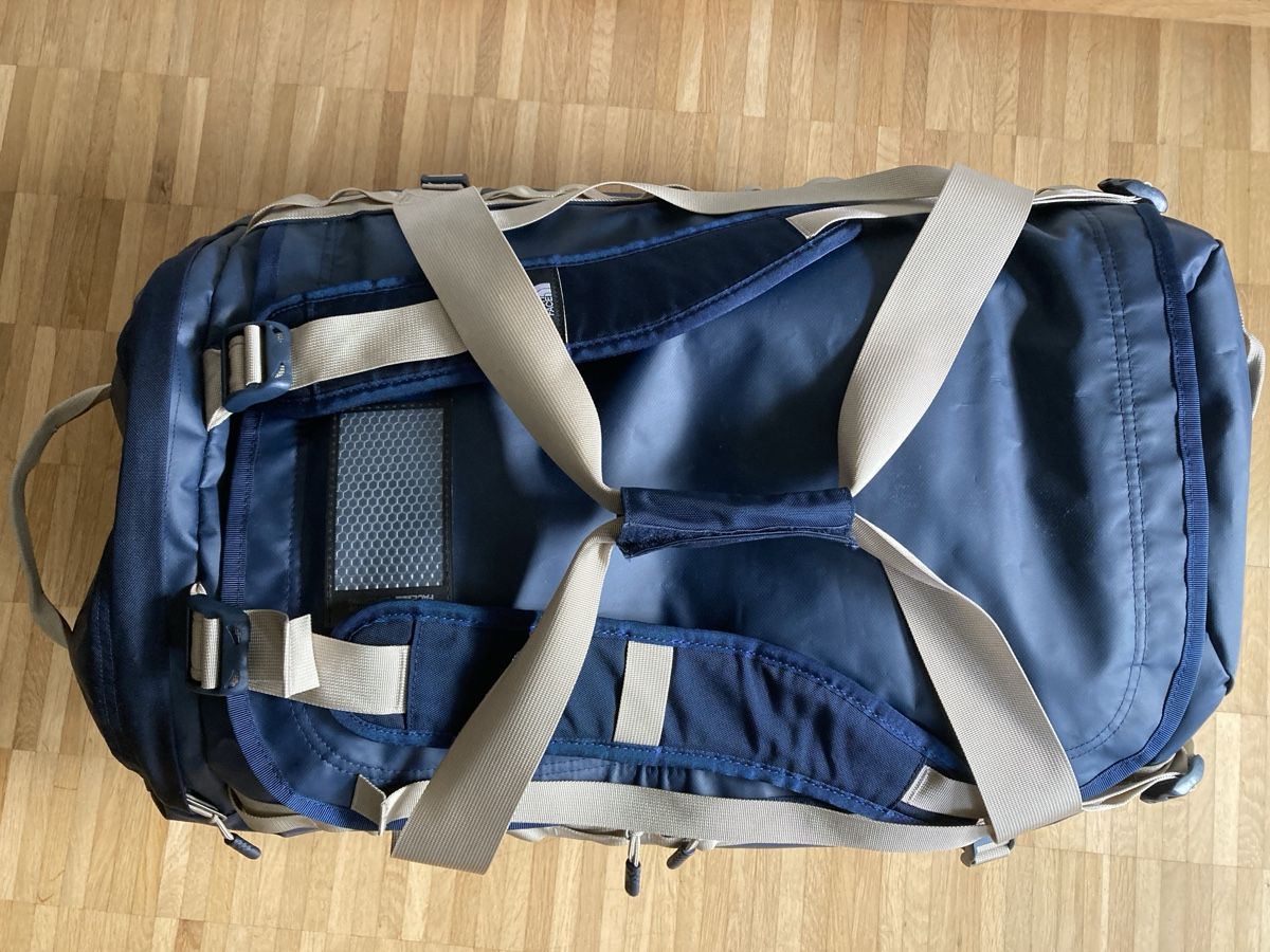 North Face Borse: The North Face L Base Camp Duffel 95 L – Usato da Zürich venduto da Lichtermeer 3