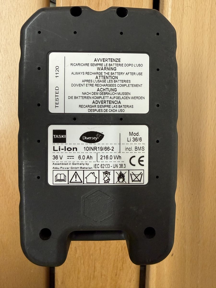 Batterie: TASKI Akku Li-Ion – Difettoso da Oberrieden venduto da edikk