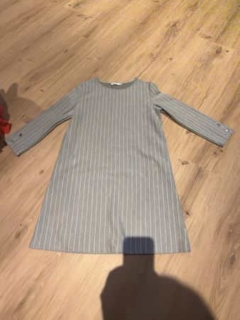 Kleid Bershka Ringel Grau Grösse M guter Zustand