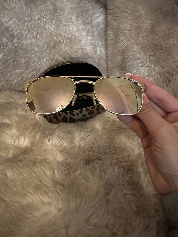 Occhiali & Lenti: Guess Sonnenbrille – Usato da Lenzburg venduto da marciaX19 1