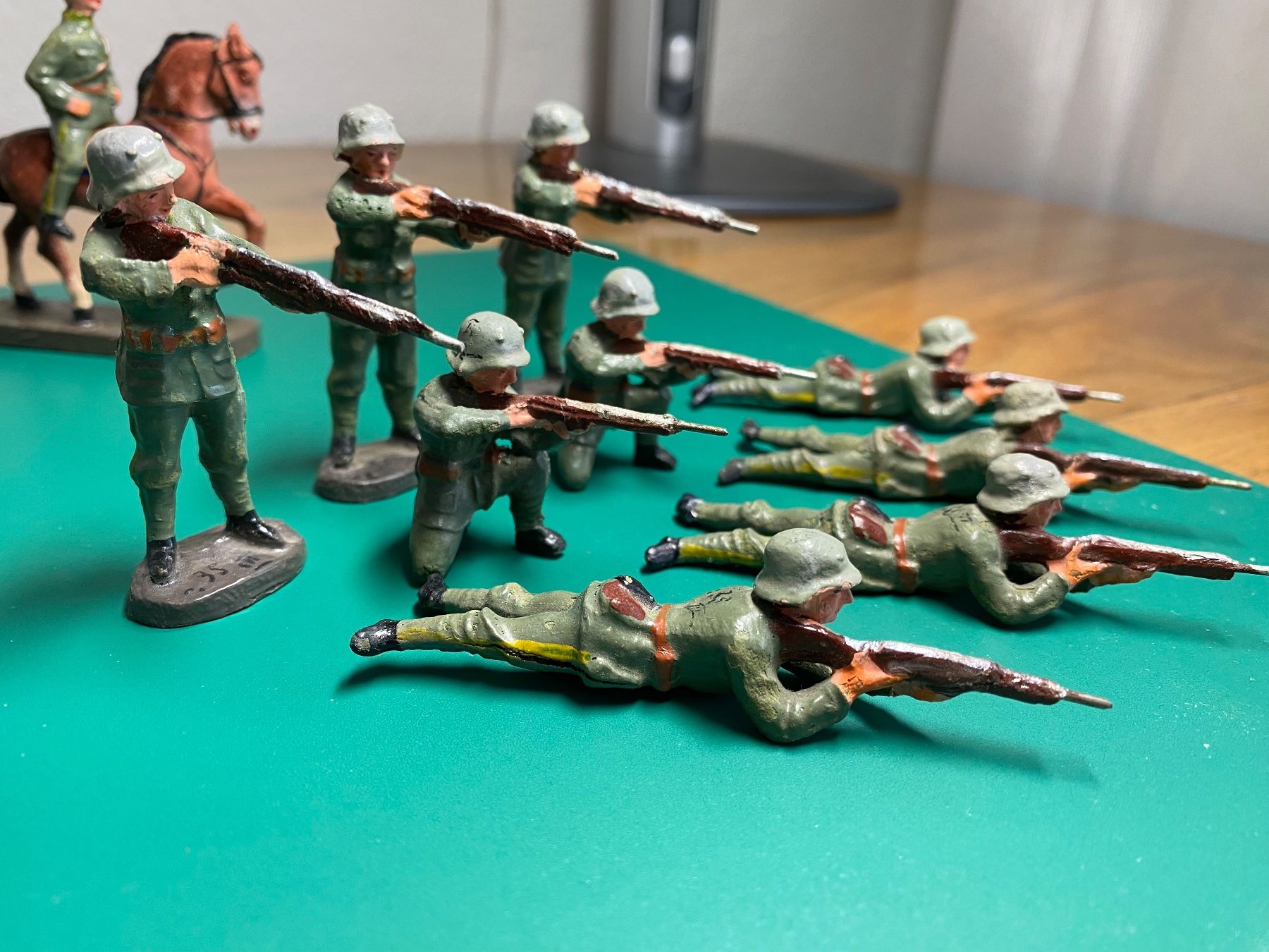Elastolin Spielzeuge: Alte Elastolin Soldaten 60 er Serie – Gebraucht aus Rüti ZH von Weder2 1