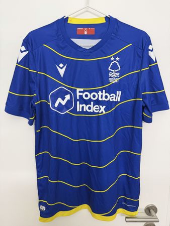 Maillot de football Nottingham Forest Macron bleu jaune