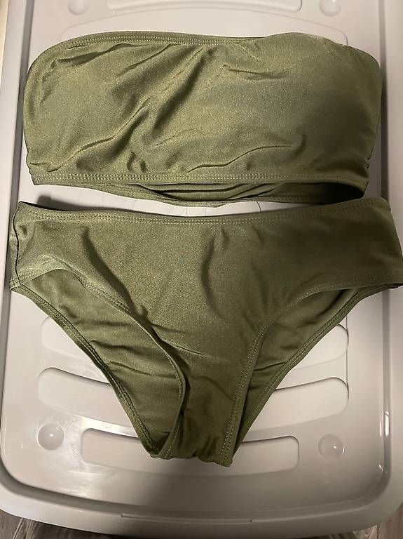 Badekleider & Bikinis: 2x Bikinis - Markenlos – Gebraucht aus Ringgenberg BE von larandlct 1