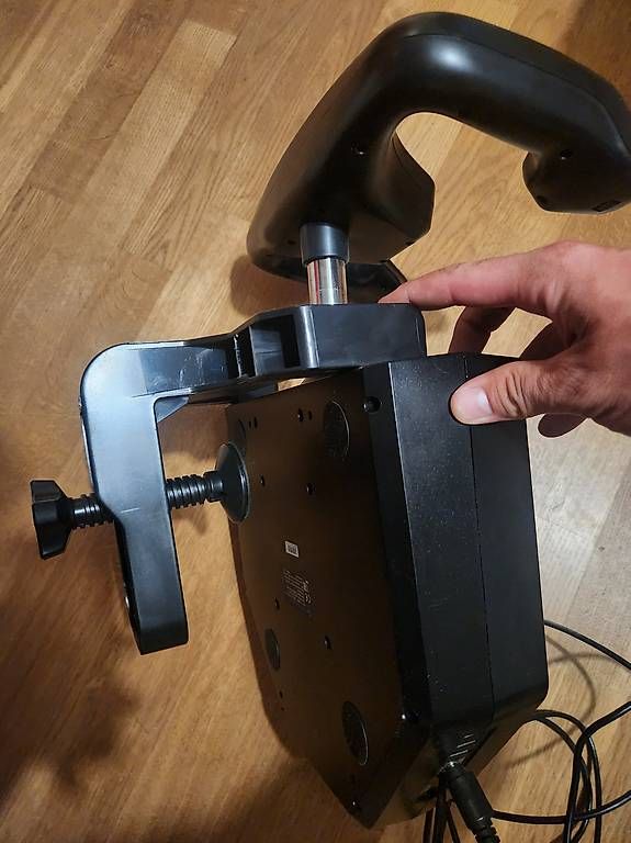 Manettes: Logitech flight yoke – D'occasion à Ibach par arn_t6fy 2