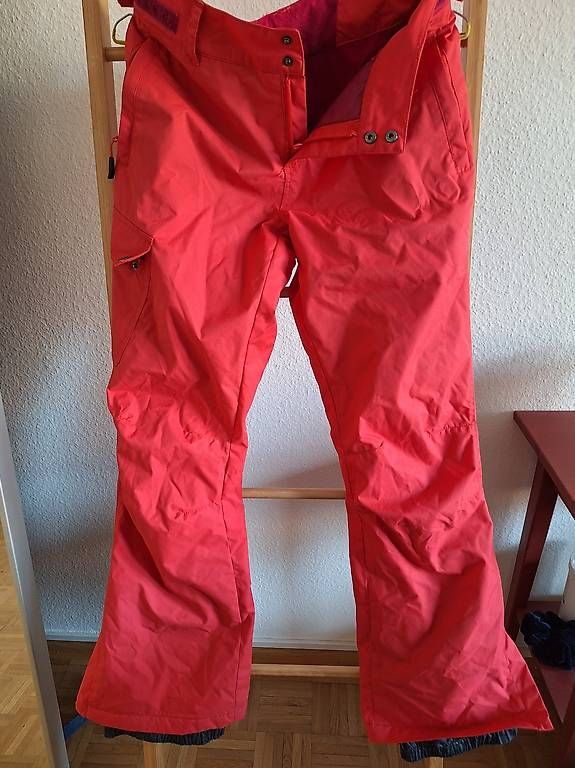 Pantaloni: Skihose lachs grösse 34 – Usato da Arlesheim venduto da gligli01