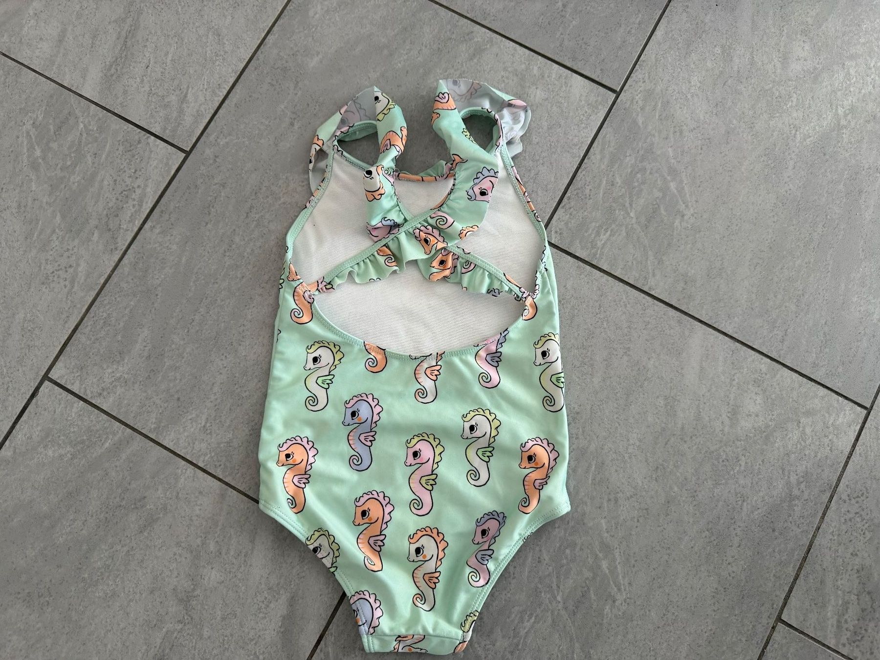 H&M Costumi da bagno & Bikini: Badekleid - Grösse 110/116 - H&M – Usato da Bülach venduto da Loredana13 1