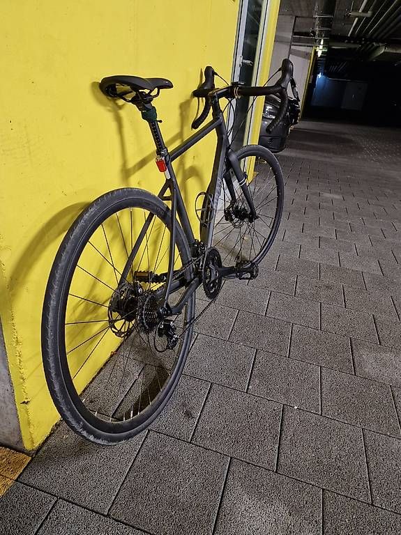 Velos: Triban 500 – Neu und originalverpackt aus Biel/Bienne von dtceda 3