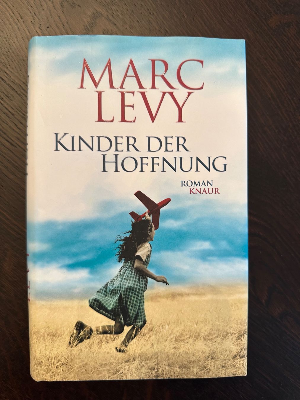 Libri: Marc Levy - Kinder der Hoffnung – Nuovo (secondo la descrizione) da Pfäffikon SZ venduto da ansyyy