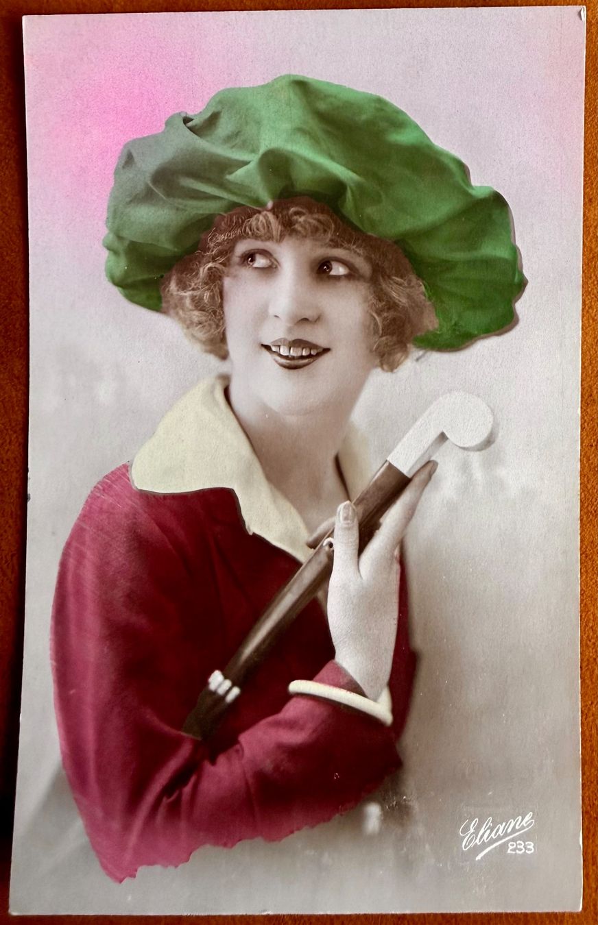 Cartoline postali: Frau - Femme - 1919 – Usato da Lutry venduto da Ediego