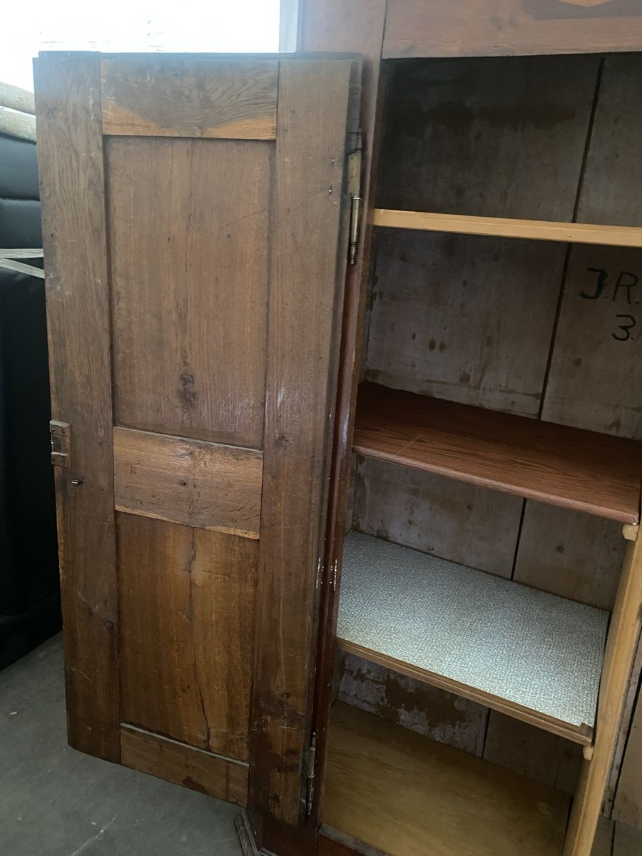 Armadi: Antiker Eichenschrank Massiv Vintage – Usato da Seewen SZ venduto da shaky01 9