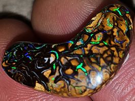 Natürlicher Boulder Opal aus Yowah, Australien