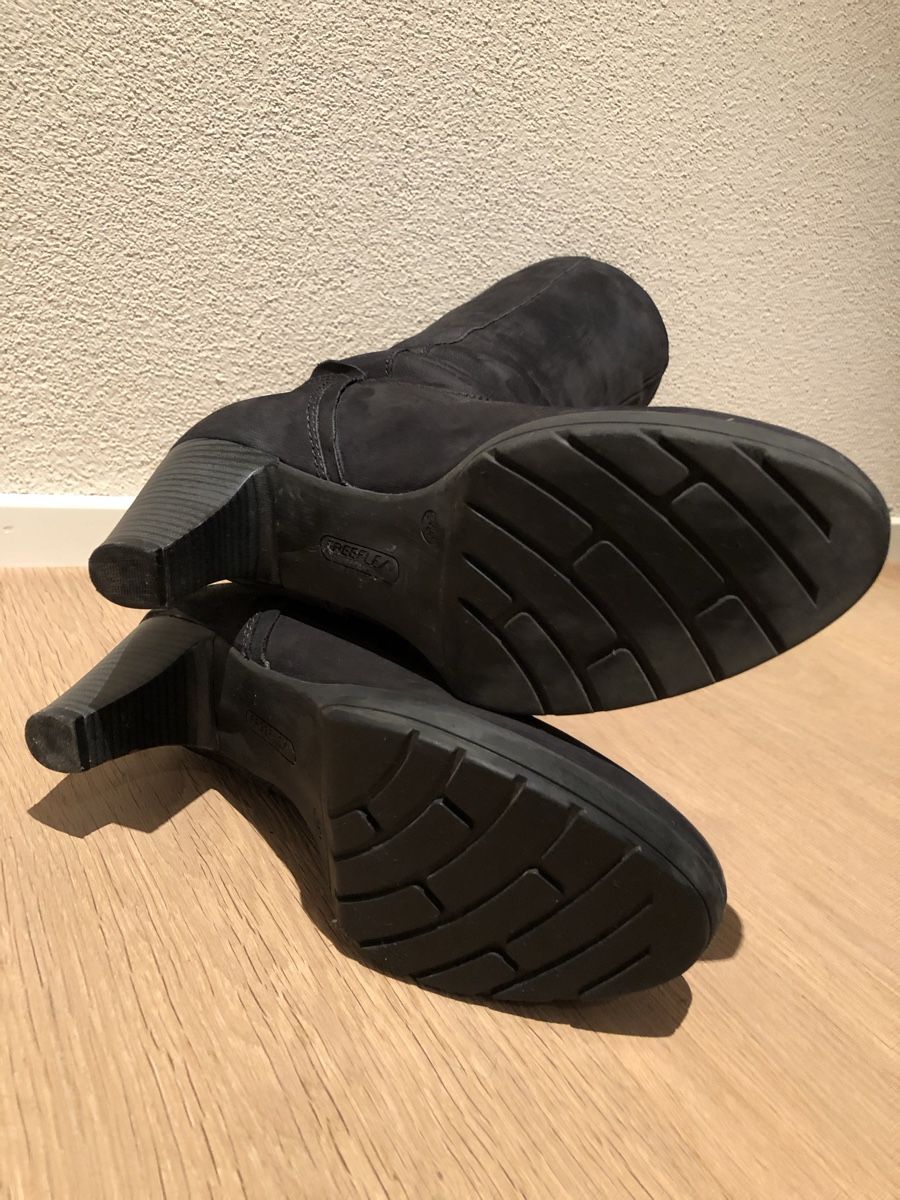 Scarpe da donna: Stiefel Gr.38 – Usato da Kleinwangen venduto da Retrolights 1
