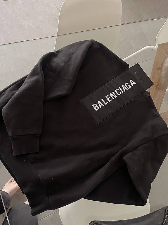 Maglioni & Felpe: Felpa Balenciaga  – Usato da Canobbio venduto da Gio-desi 3