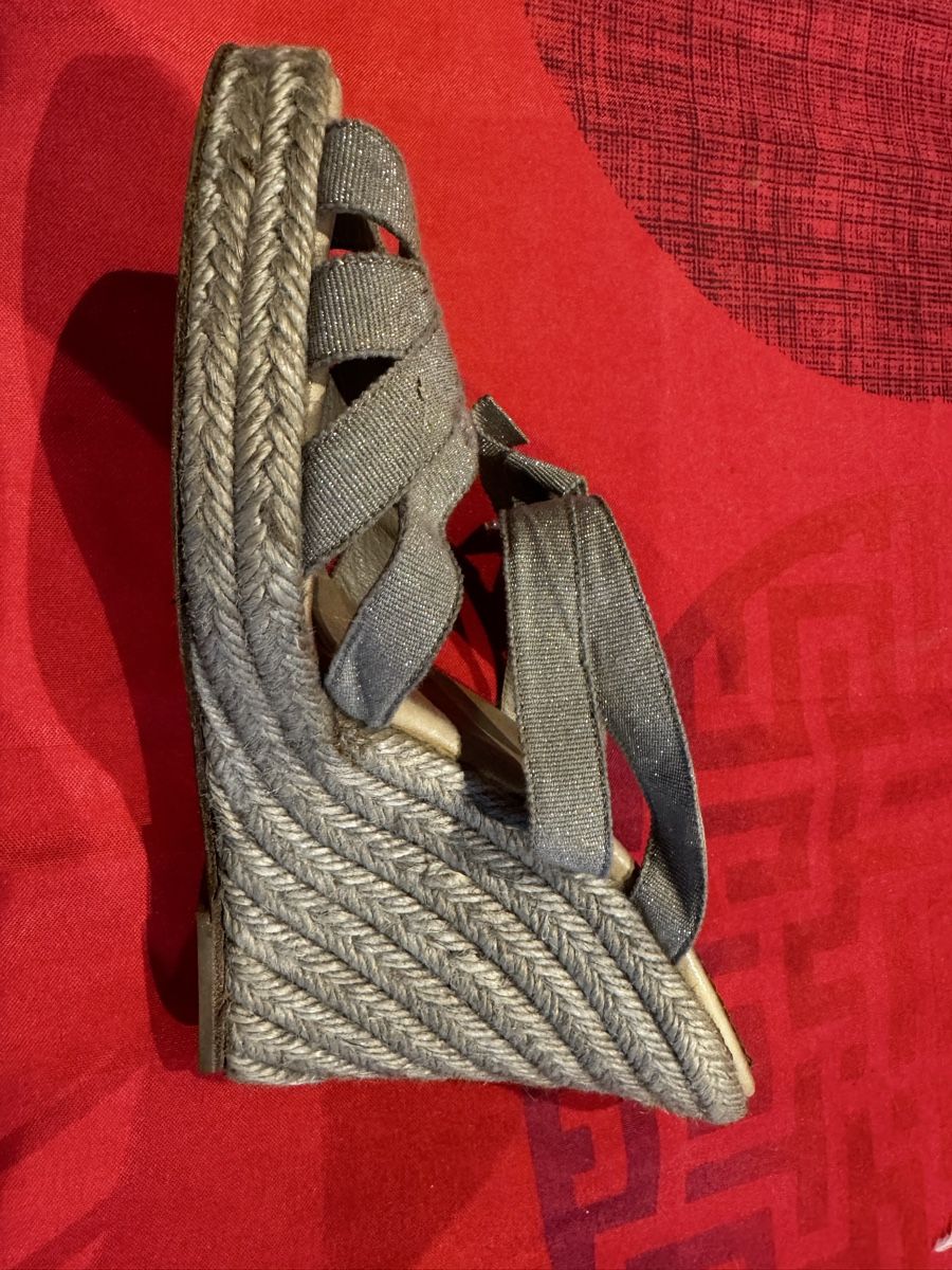 Christian Louboutin Scarpe da donna: Sandale Christian Louboutin  – Usato da Mont-sur-Rolle venduto da 68b_2ctd