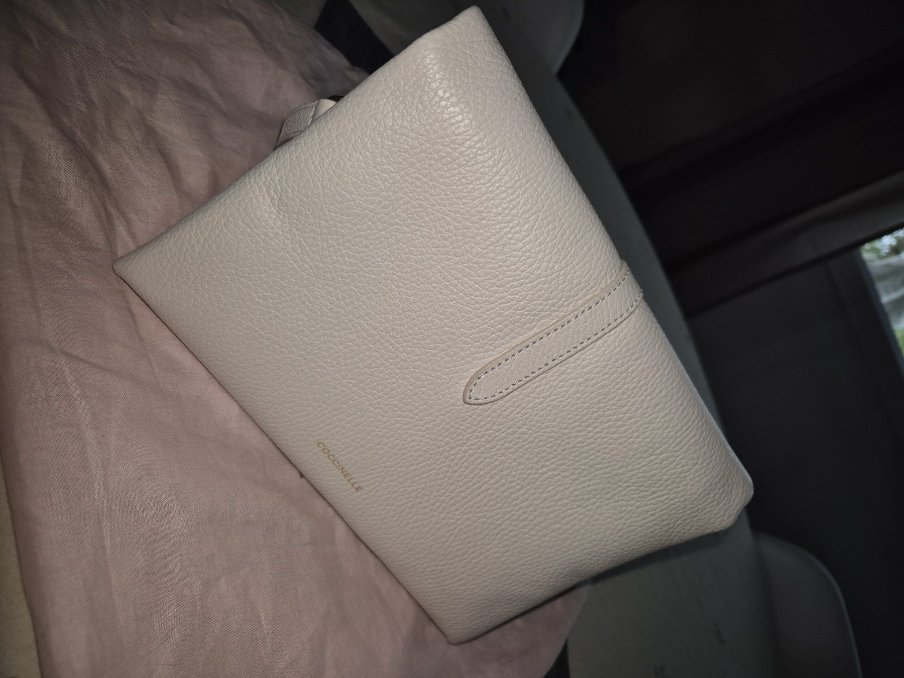 Coccinelle Borse da donna: Coccinelle Ledertasche in Creme – Usato da Amriswil venduto da cesosa 6