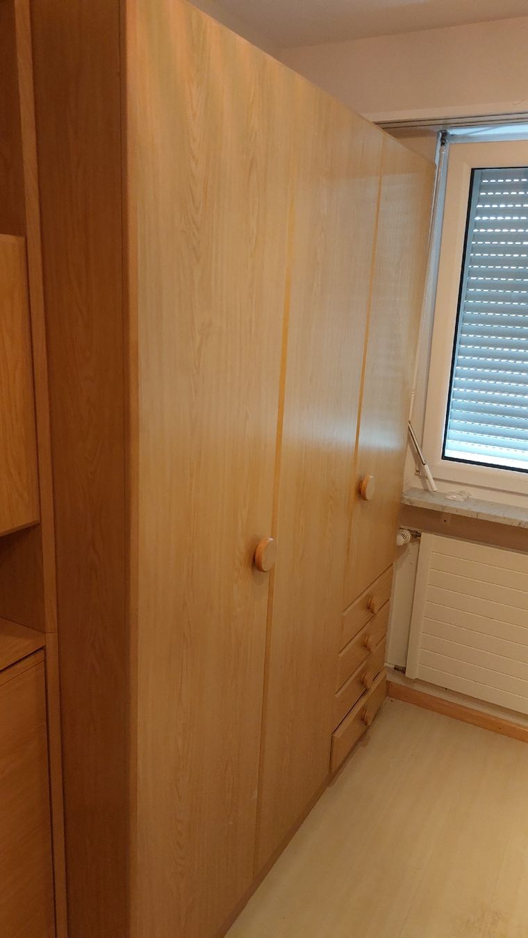 Armadi: Schrank Massivholz  – Usato da Baar venduto da max_vj55 5