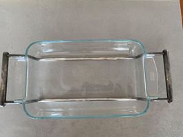 Auflaufform mit Untersetzer