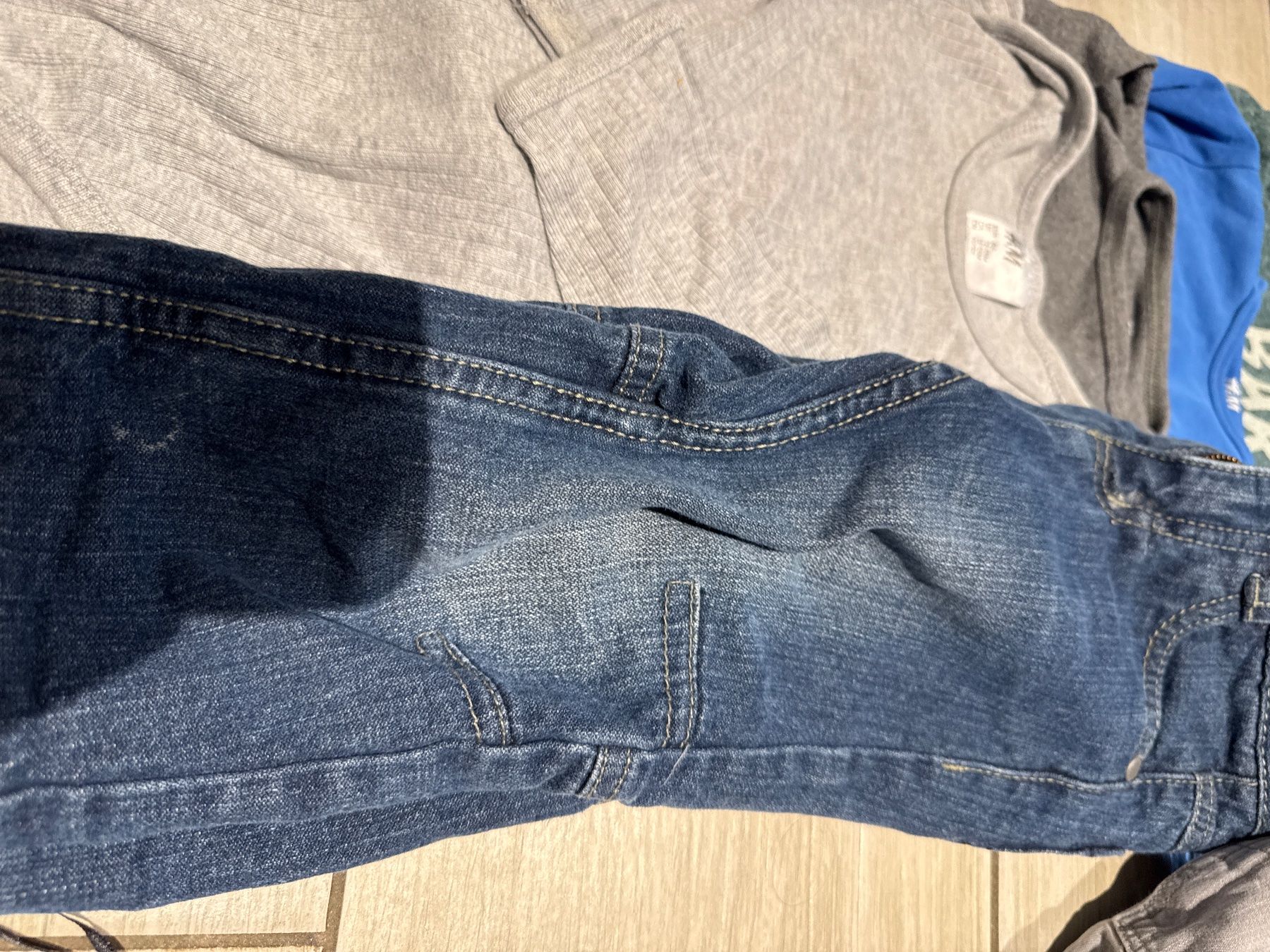 Kleiderpakete & -sets: Jungen Winterset Gr 86, 35 teilig – Gebraucht aus Gelterkinden von Familienferien 4