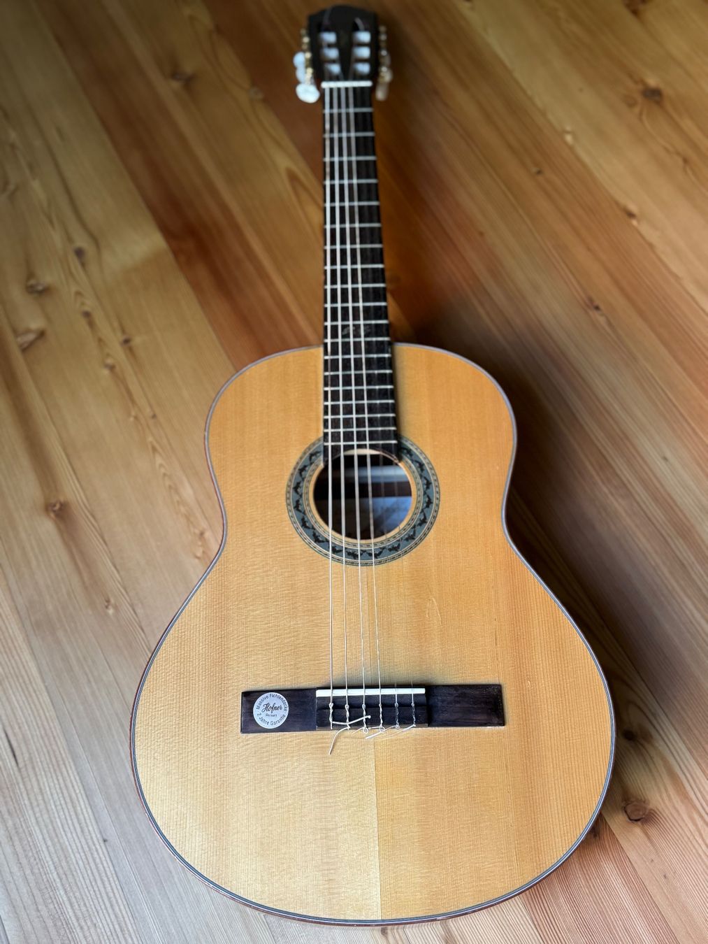 Höfner Musikinstrumente: 3/4-Gitarre Höfner – Gebraucht aus Erlenbach ZH von Kreuzplatz2016 7