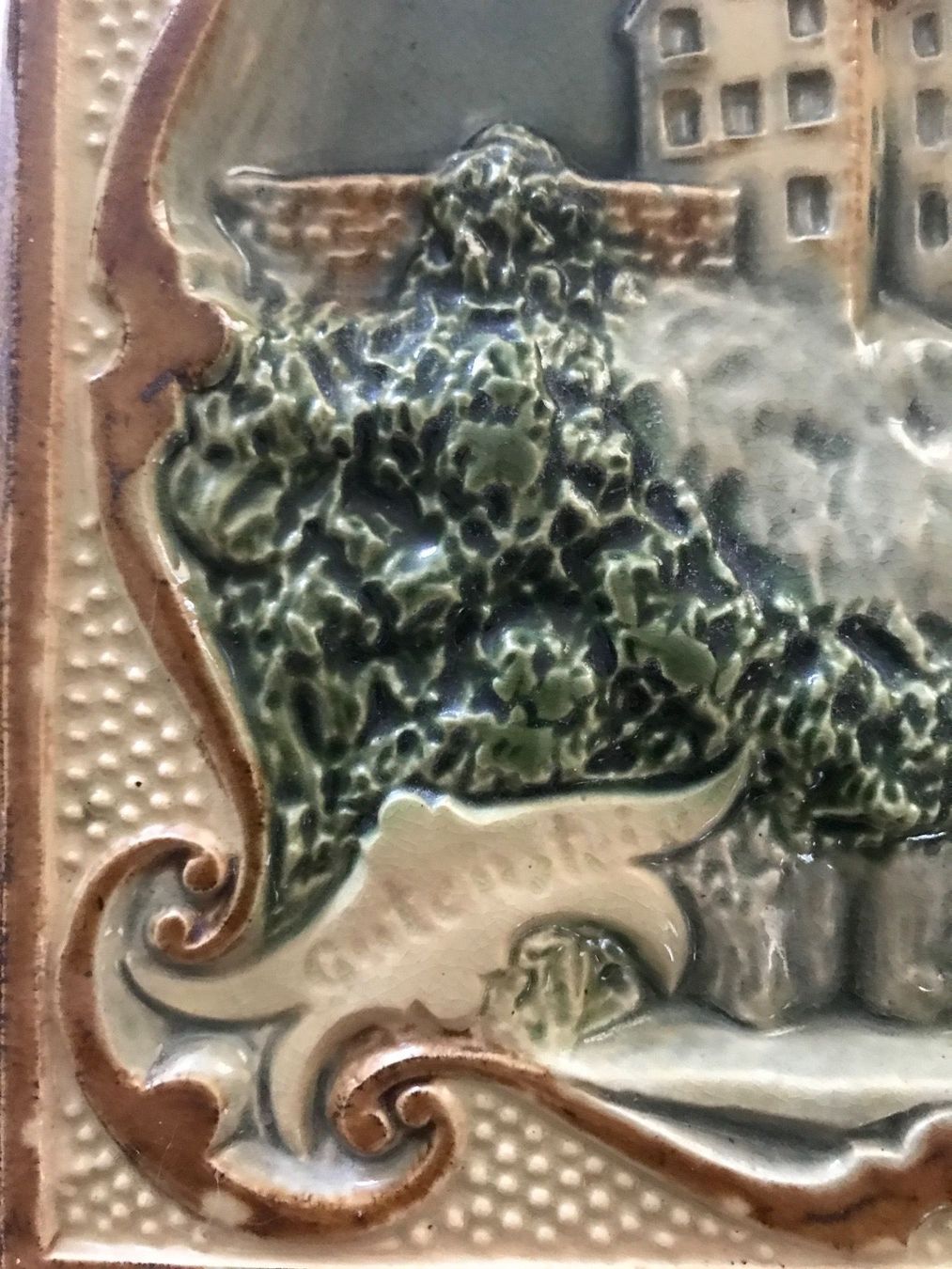 Skulpturen & Statuen: Antike Keramik Wand Bild , Schloss – Gebraucht aus Baden von swiss-alps 4