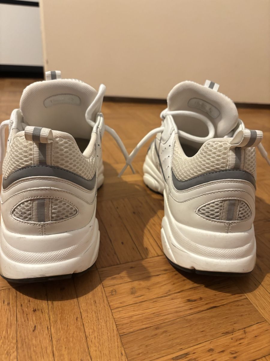 Dior Herrenschuhe: Dior Homme B22 blanches – Neu (gemäss Beschreibung) aus Chêne-Bougeries von sor_9rzp 5