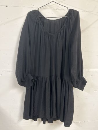 Schwarzes Kleid, Gr. M, perfekt für jeden Tag