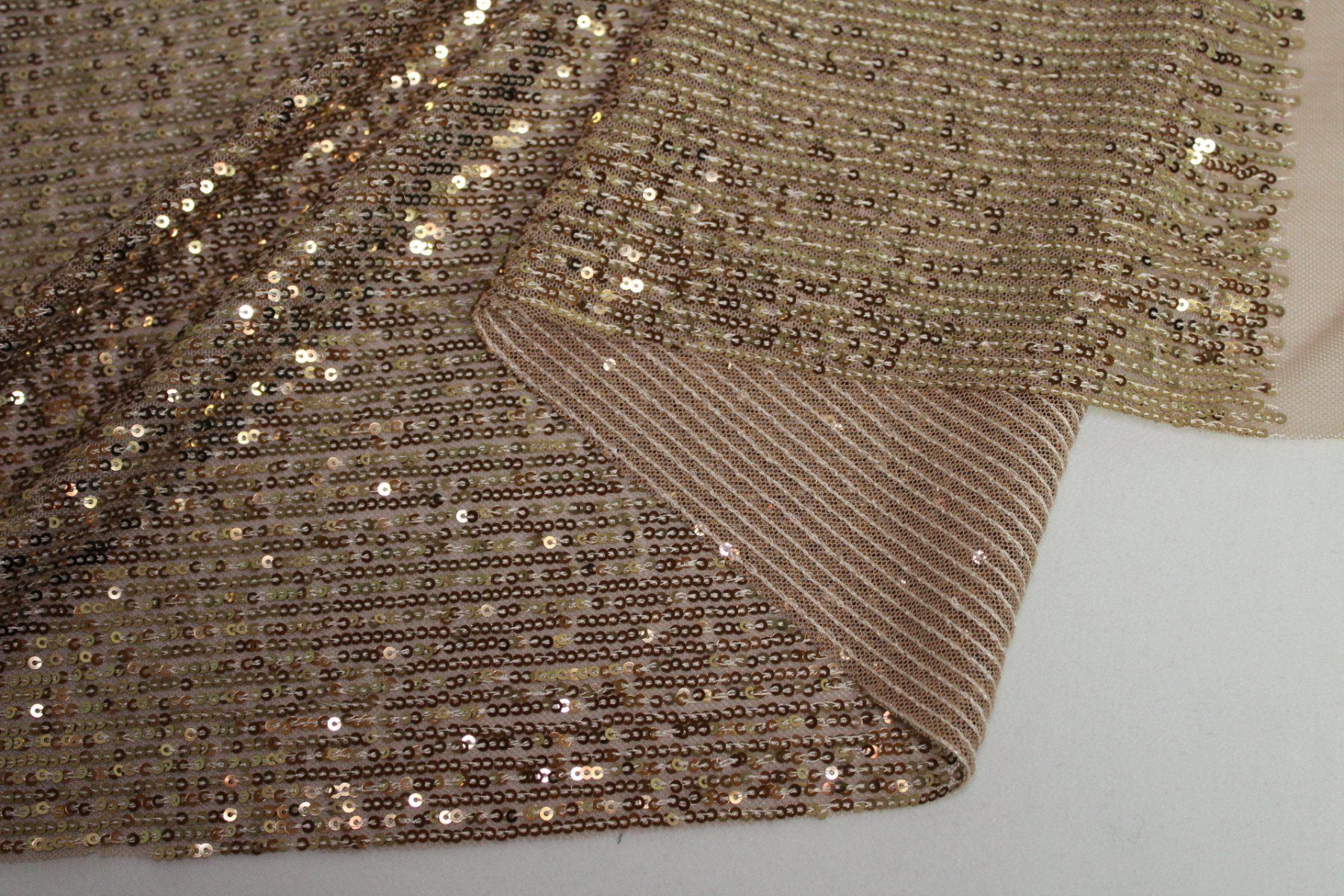 Tessuti: Stoff Pailletten beige/gold – Nuovo (secondo la descrizione) da Obfelden venduto da solomon111 2