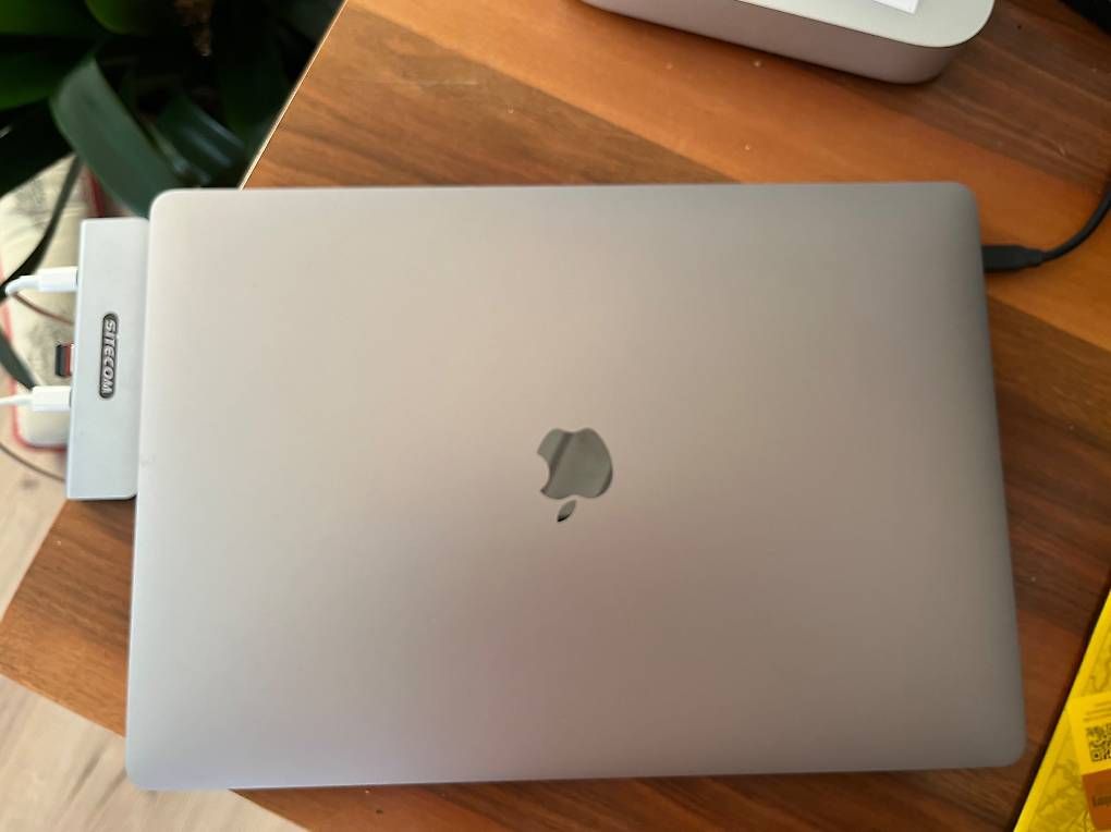Portables: Mac book pro 16" – D'occasion à St-Prex par st-prex 3