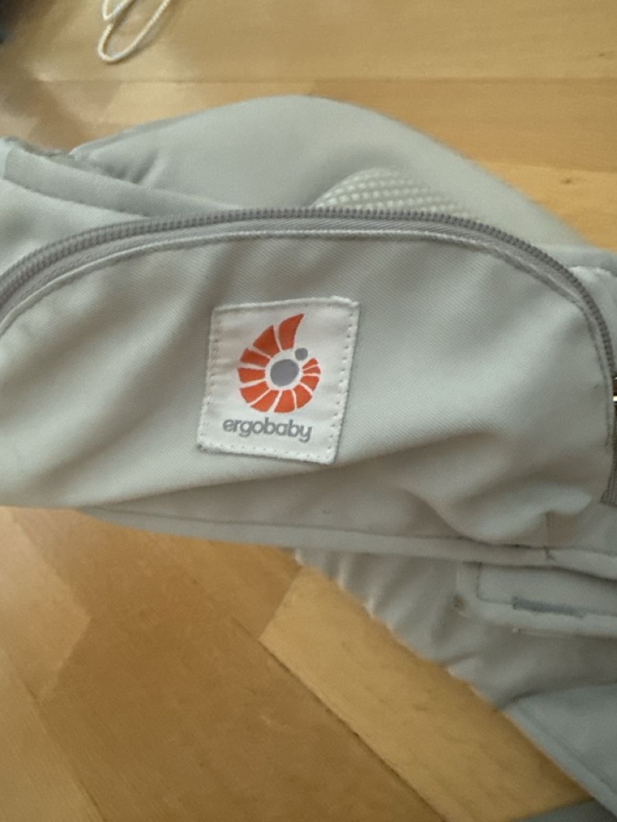 Ergo Baby Marsupi portabebè: Ergobaby Baby Carrier Grey Used – Usato da Zollikon venduto da Urlauber81 1