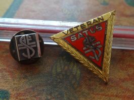 Pins " SATUS Vétéran"  les 2 pièces