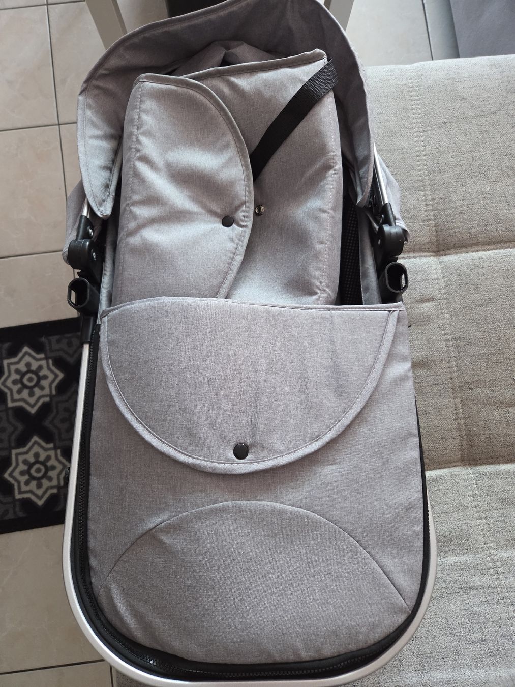 Carrozzine: Poussette 3 en 1 grise, parfait état – Usato da Bex venduto da Boxy03 5