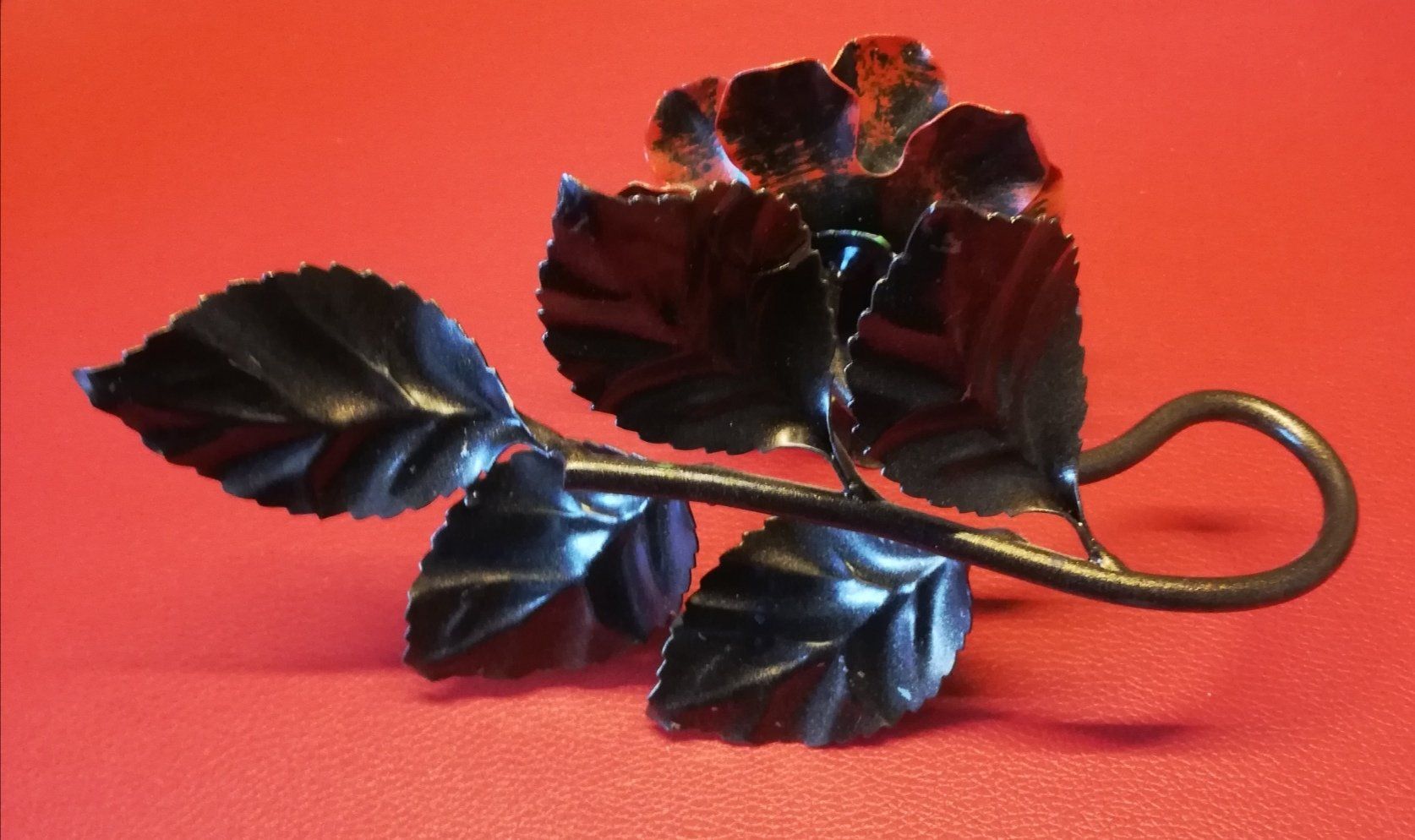 Kerzenständer: Kerzenständer Rose aus Blech – Gebraucht aus Zeiningen von  5