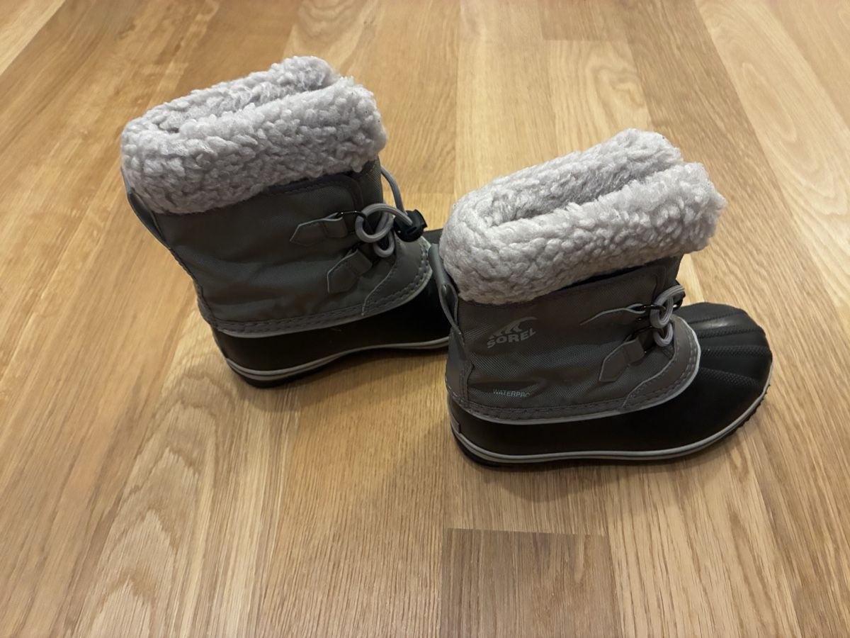 Sorel Scarpe per ragazzi: Sorel Kinder Winterboots – Nuovo (secondo la descrizione) da Hofstetten SO venduto da brandmac 2