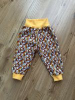 Mehrere Babyhösli Gr. 74