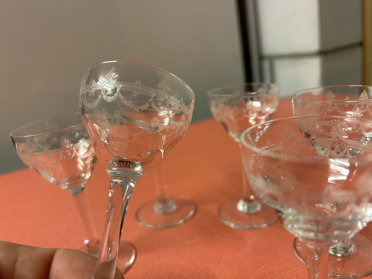Bicchieri: 6 Antike Schnapsgläser mit filigranem Muster, Biedermeier. – Usato da Lanzenhäusern venduto da vic63 2