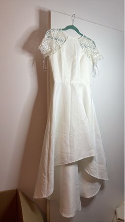 Elegant White Wedding Dress with Lace Details, Size 36