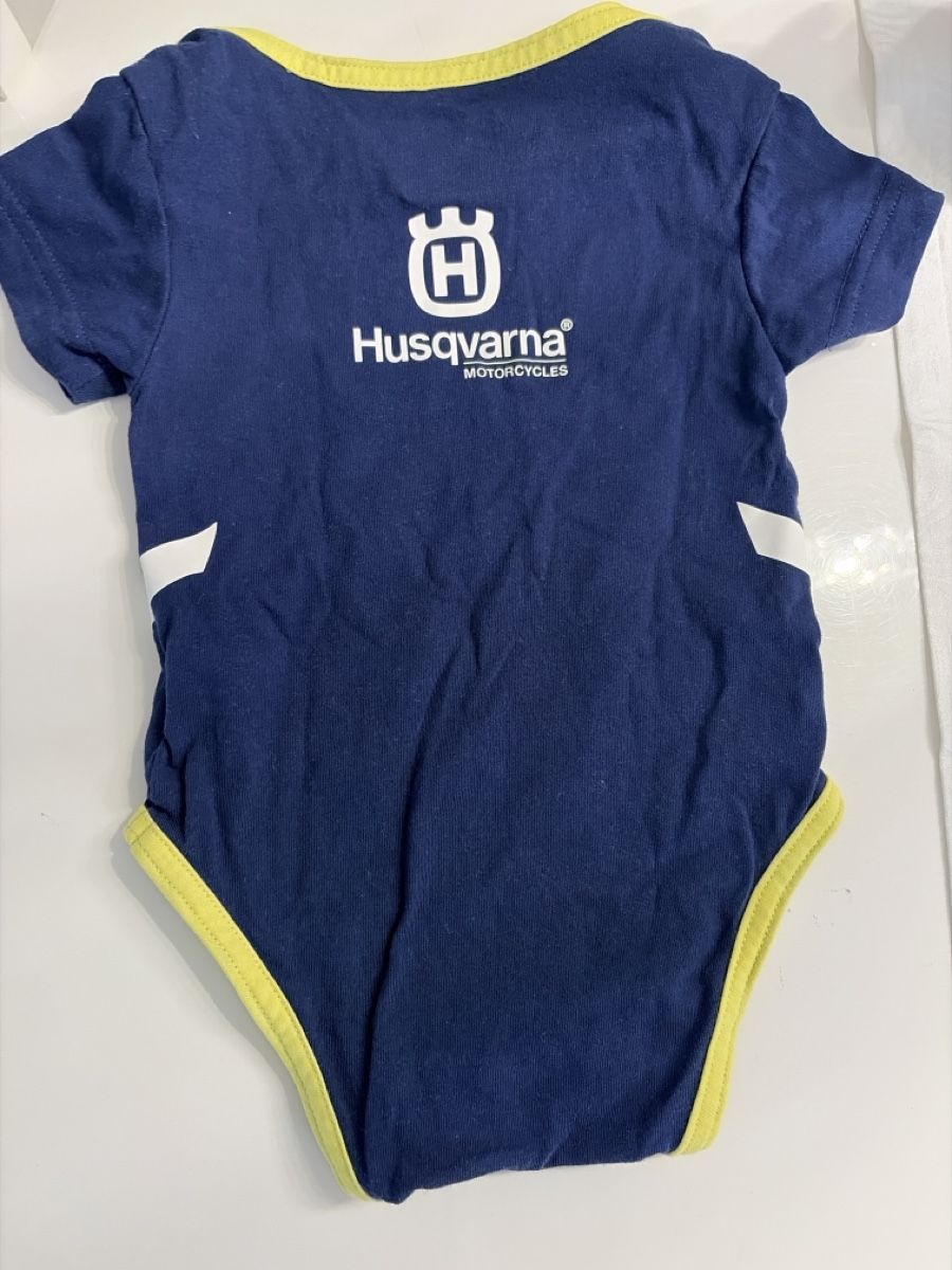 Lotti & Set di vestiti: Baby Set Husqvarna – Nuovo e nell'imballaggio originale da Zürich venduto da sabri810 3
