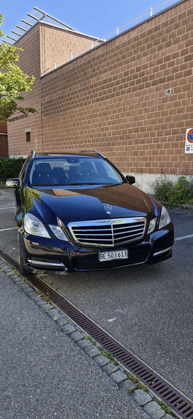 Mercedes-Benz Automobili: Mercedes benz E250 CDI 4matic  – Usato da Urtenen-Schönbühl venduto da WIND200 1