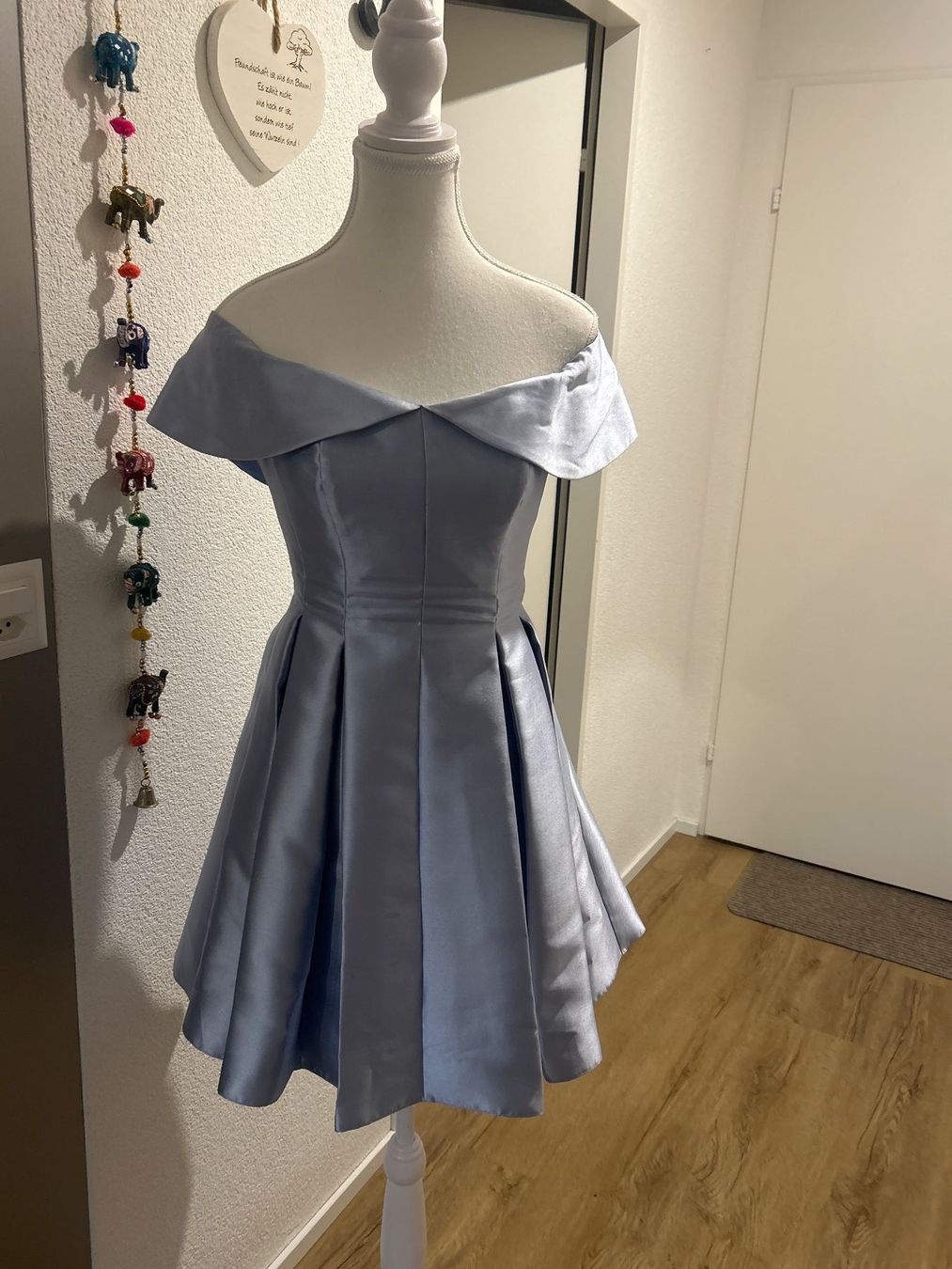 Vestiti: Miss Selfridge Petites Kleid hellblau Gr. 36 – Usato da Brunnen venduto da Nala2929 3