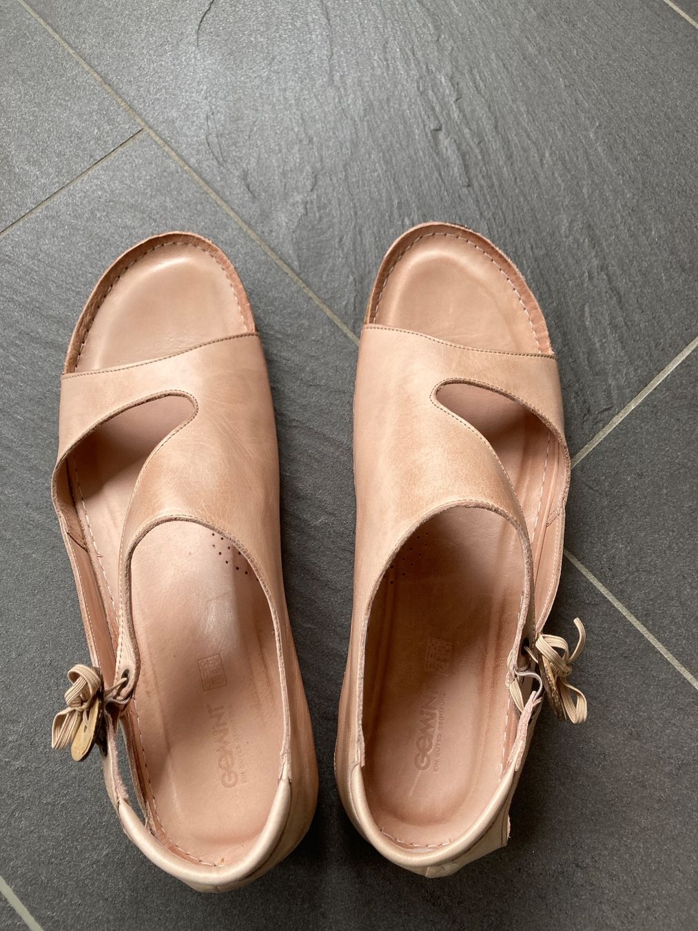Scarpe da donna: Sandale Gr.45 in zartem Rosa – Usato da Rickenbach BL venduto da Sturka 3