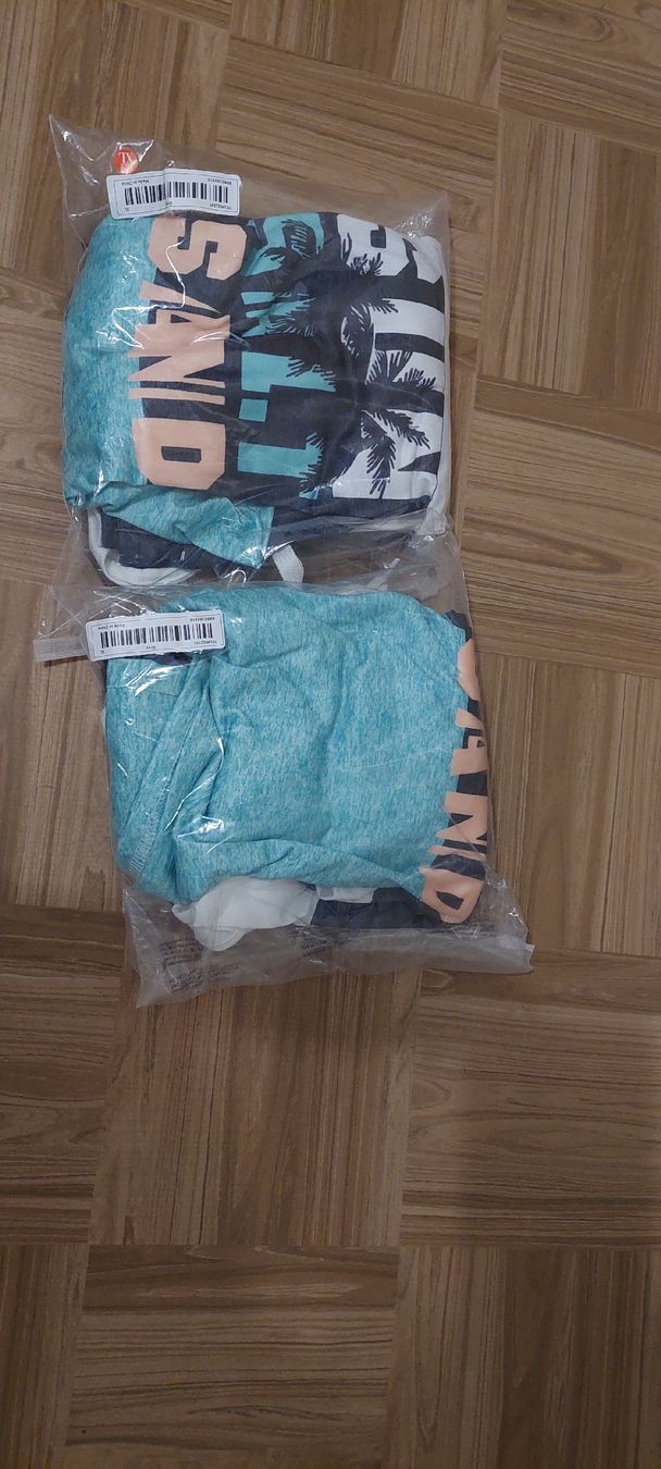 Top: Top&Shorts – Nuovo e nell'imballaggio originale da Unterbäch VS venduto da Nifadi 2