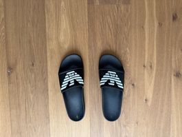 Emporio Armani Herren Badeschuhe Schwarz EU 44-45 - NEU