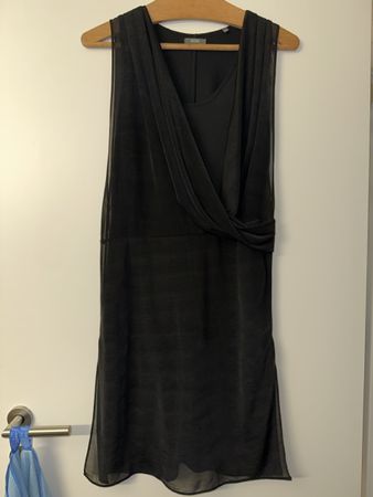 Schwarzes Kleid Kiomi