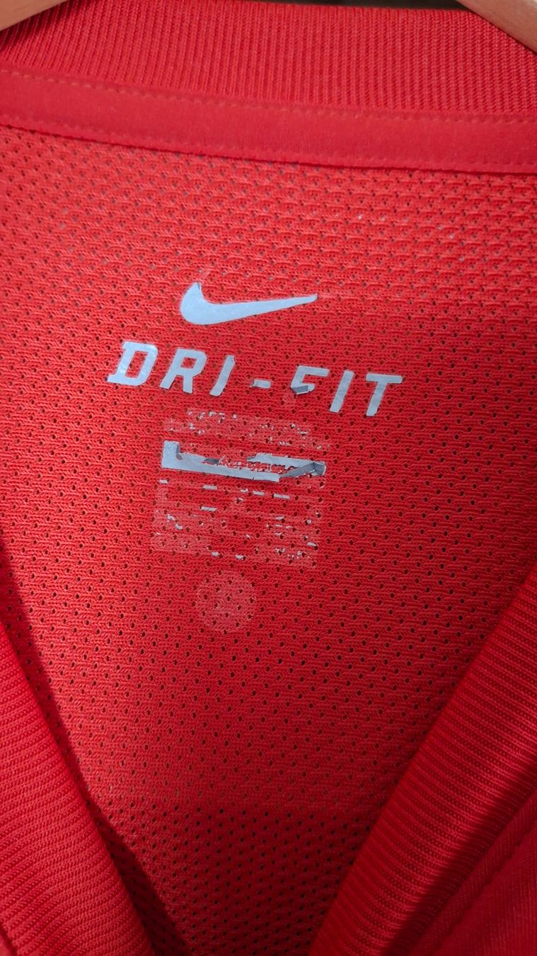 Nike Canottiere & Pantaloni: Portugal player version 2010 world cup Nike – Usato da Yverdon-les-Bains venduto da flo_8fgr 2